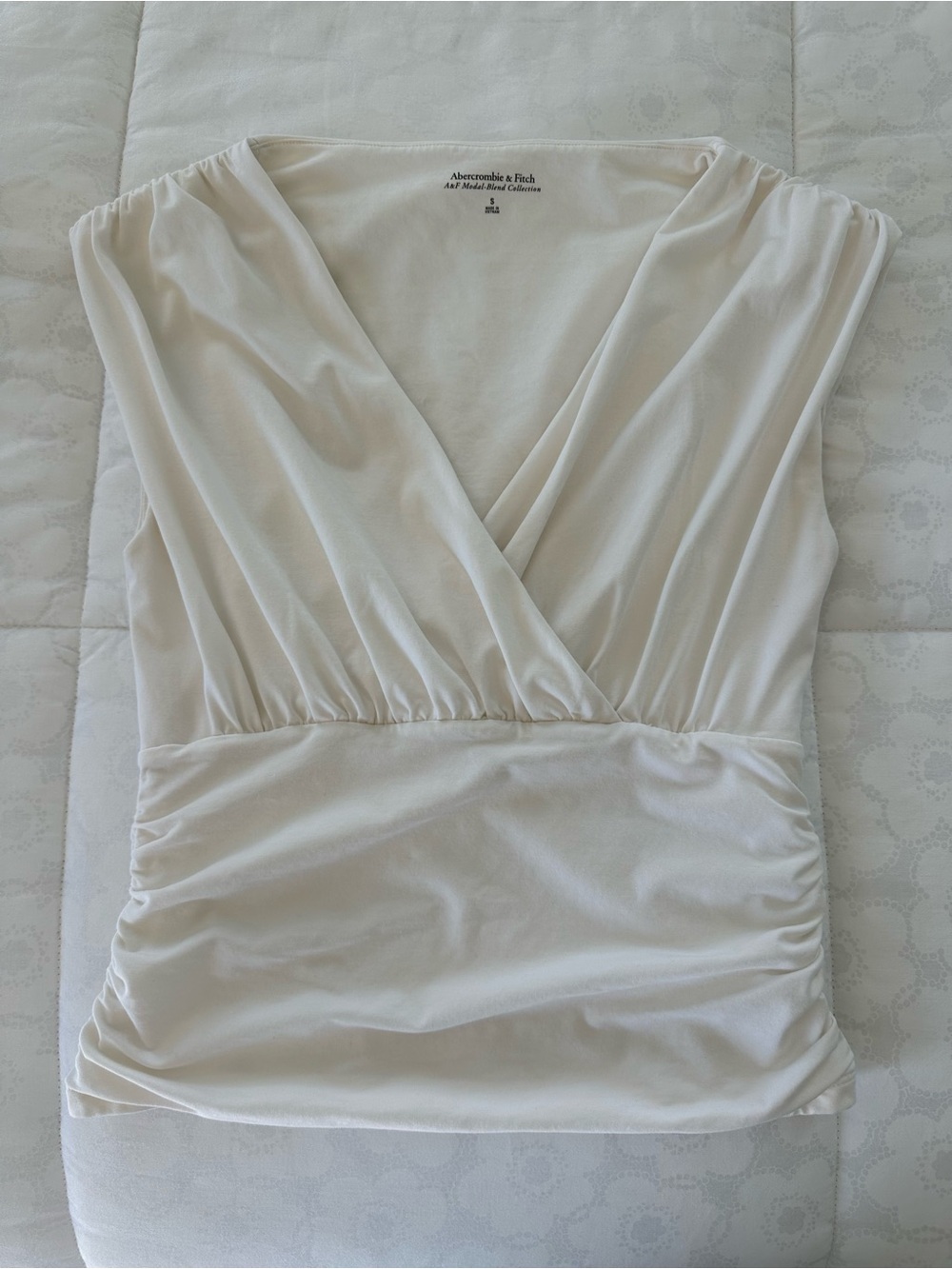 Abercrombie white top